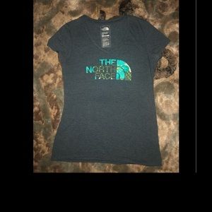 Small North face tee shirt